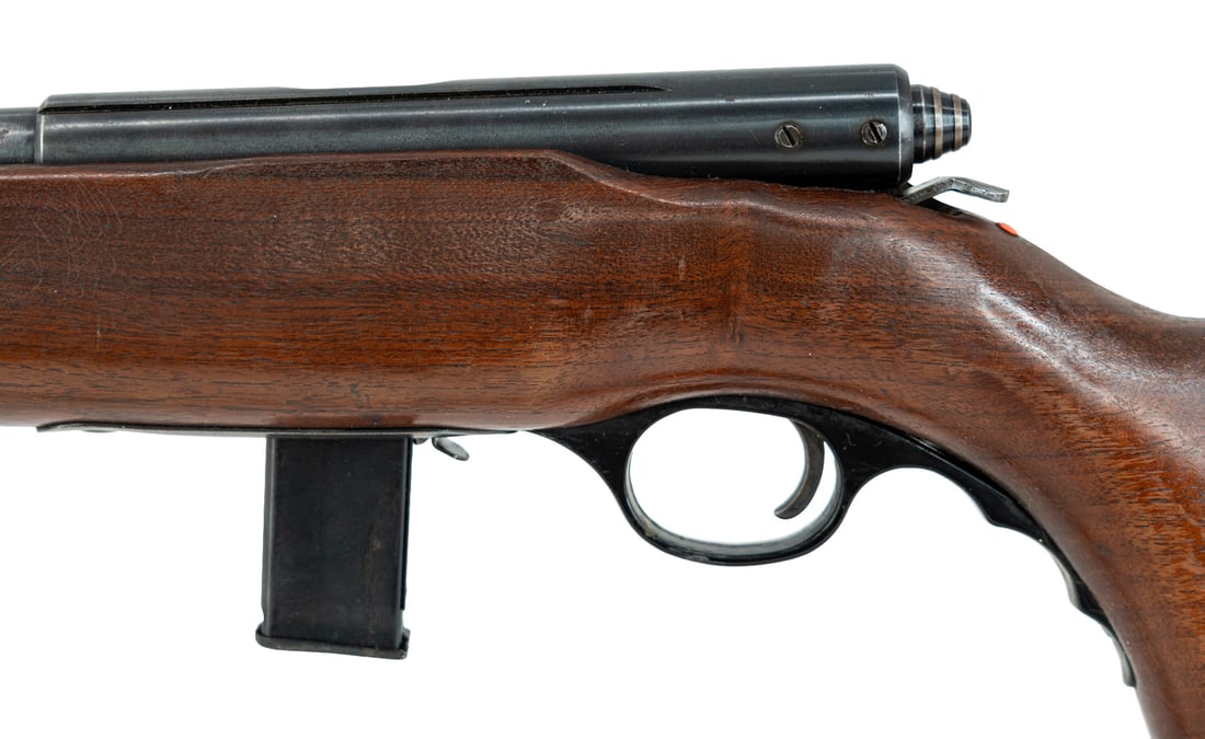 Mossberg 140B .22 Rifle - 10