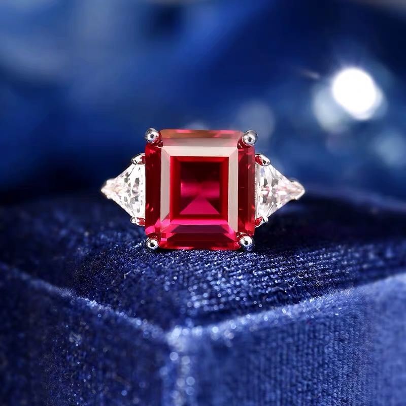 925 Silver Ruby Ring: 925 Silver Ruby Ring ****** Metal: 925 Silver / Main Stone: Ruby / Color: Red / Main Stone Size: 12*12mm / Diameter 17mm