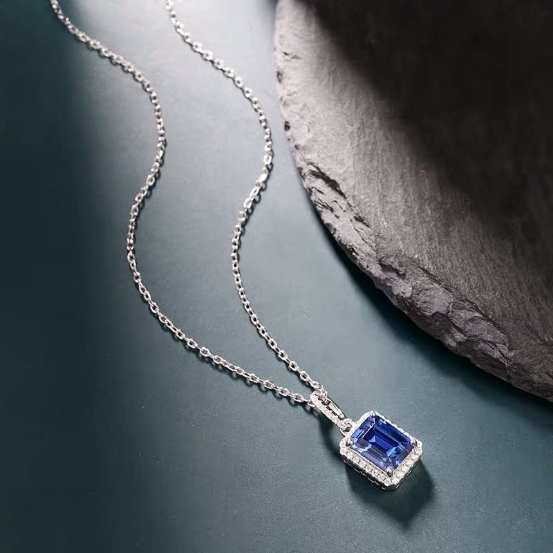 925 Silver Tanzanite Necklace: 925 Silver Tanzanite Necklace ****** Metal: 925 Silver / Main Stone: Tanzanite / Color: Blue / Pendant Size: 10*20mm / Length : 45cm