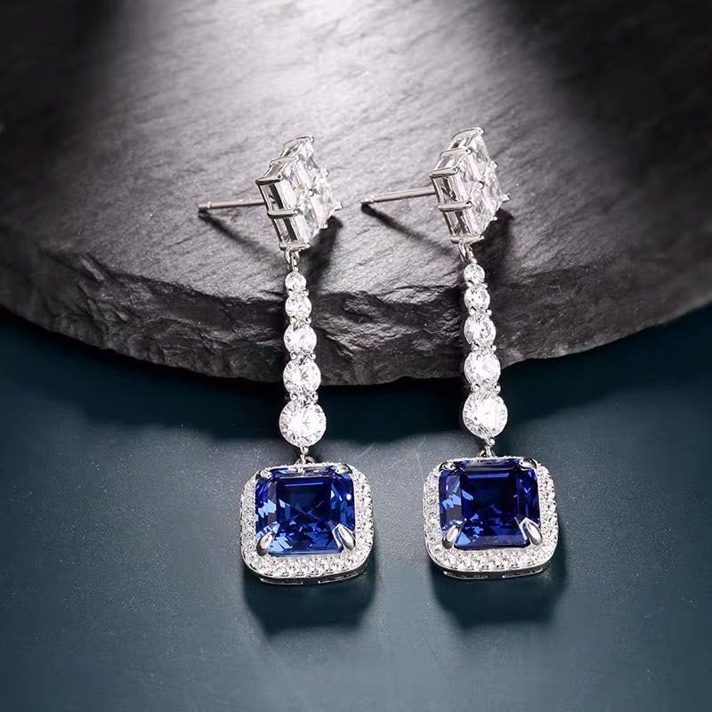 925 Silver Tanzanite Earrings: 925 Silver Tanzanite Earrings ****** Metal: 925 Silver / Main Stone: Tanzanite / Color: Blue / Earrings Size: 13*51mm