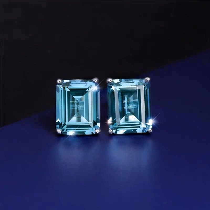 925 Silver Topaz Earrings: 925 Silver Topaz Earrings ****** Metal: 925 Silver / Main Stone: Topaz / Color: Blue / Earrings Size: 7*10mm