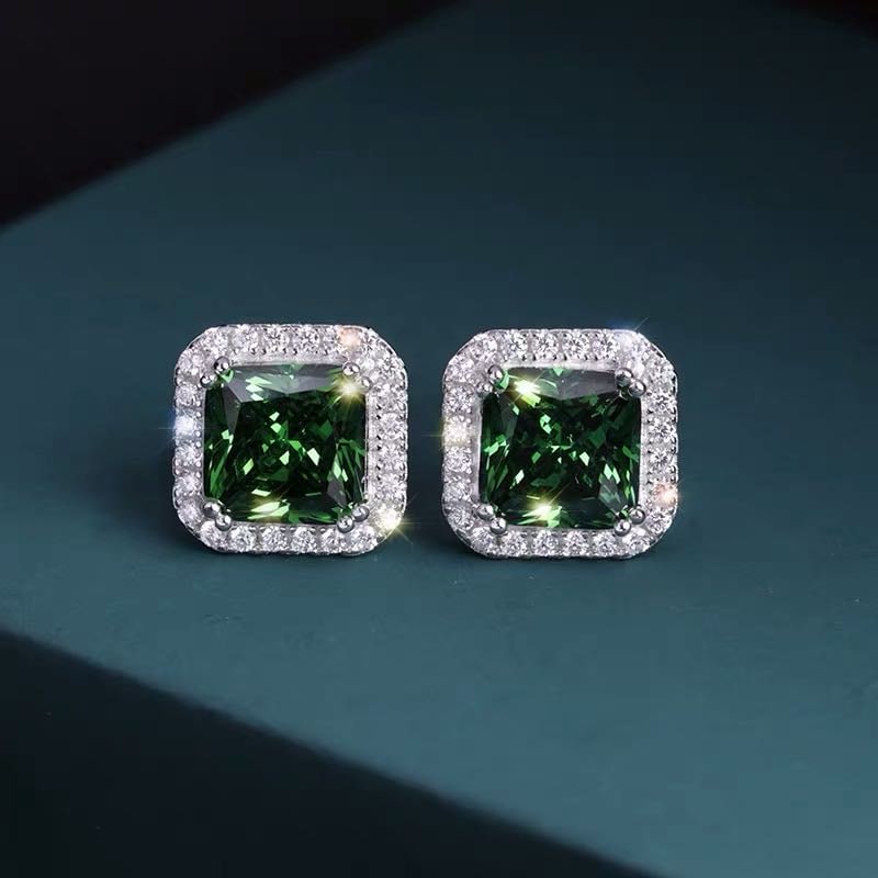 925 Silver Emerald Earrings: 925 Silver Emerald Earrings ****** Metal: 925 Silver / Main Stone: Emerald / Color: Green / Earring Size: 10*10mm