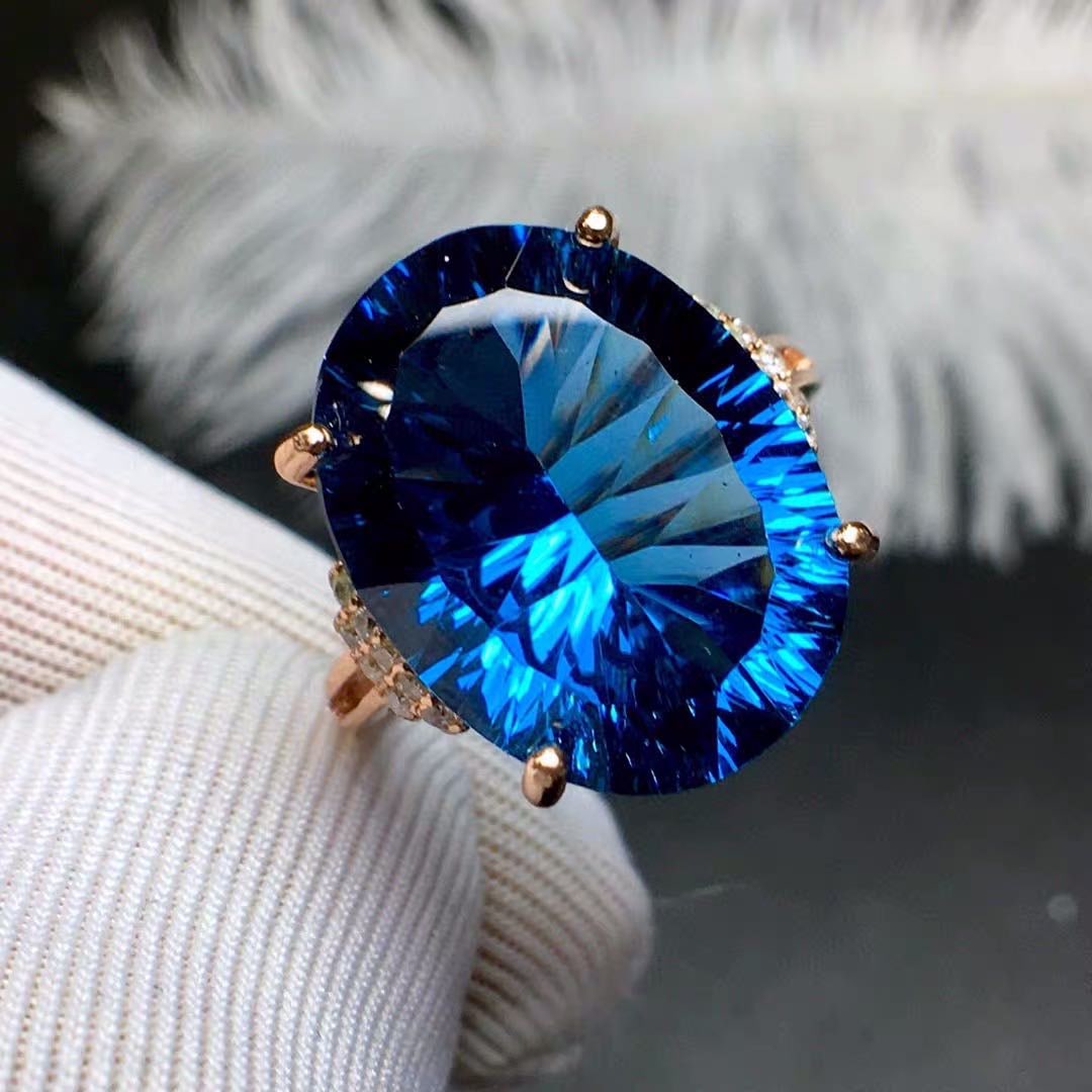 925 Silver Switzerland Topaz Ring: 925 Silver Switzerland Topaz Ring ****** Metal: 925 Silver / Main Stone: Switzerland Topaz / Color: Blue / Main Stone Size: 12*16mm