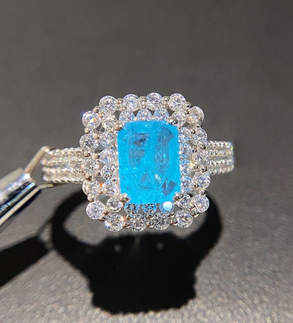 925 Silver Topaz Ring: 925 Silver Topaz Ring ****** Metal: 925 Silver / Main Stone: Topaz / Color: Blue / Main Stone Size: 6.5*8mm / Ring Size: 12*14mm