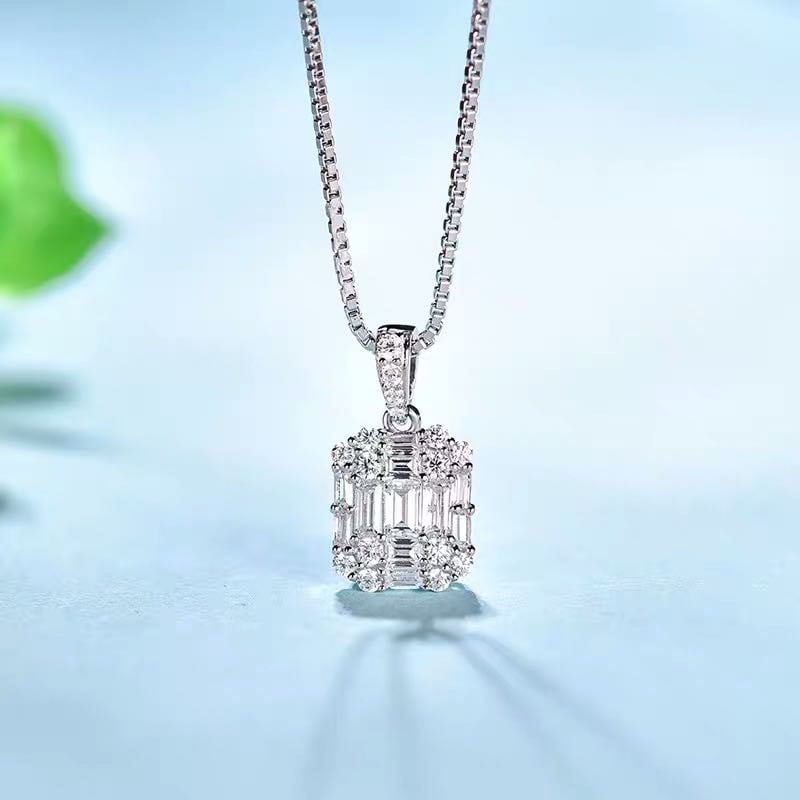 925 Silver Gem Necklace: 925 Silver Gem Necklace ****** Metal: 925 Silver / Main Stone: Gem / Pendant Size: 8*14mm / Length: 45cm