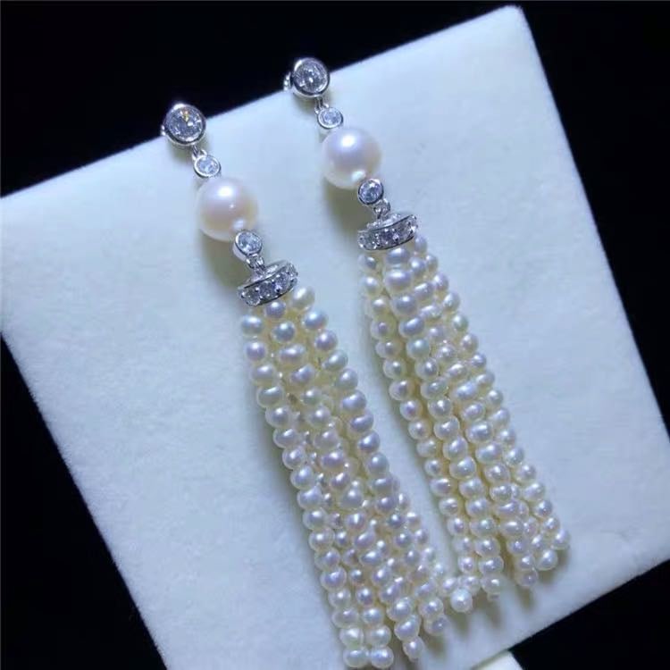 Natural Pearl 925 Silver Earrings: Natural Pearl 925 Silver Earrings ****** Metal: Natural Pearl / Color: White / Pearl Diameter 5mm, Pearl Diameter 10mm