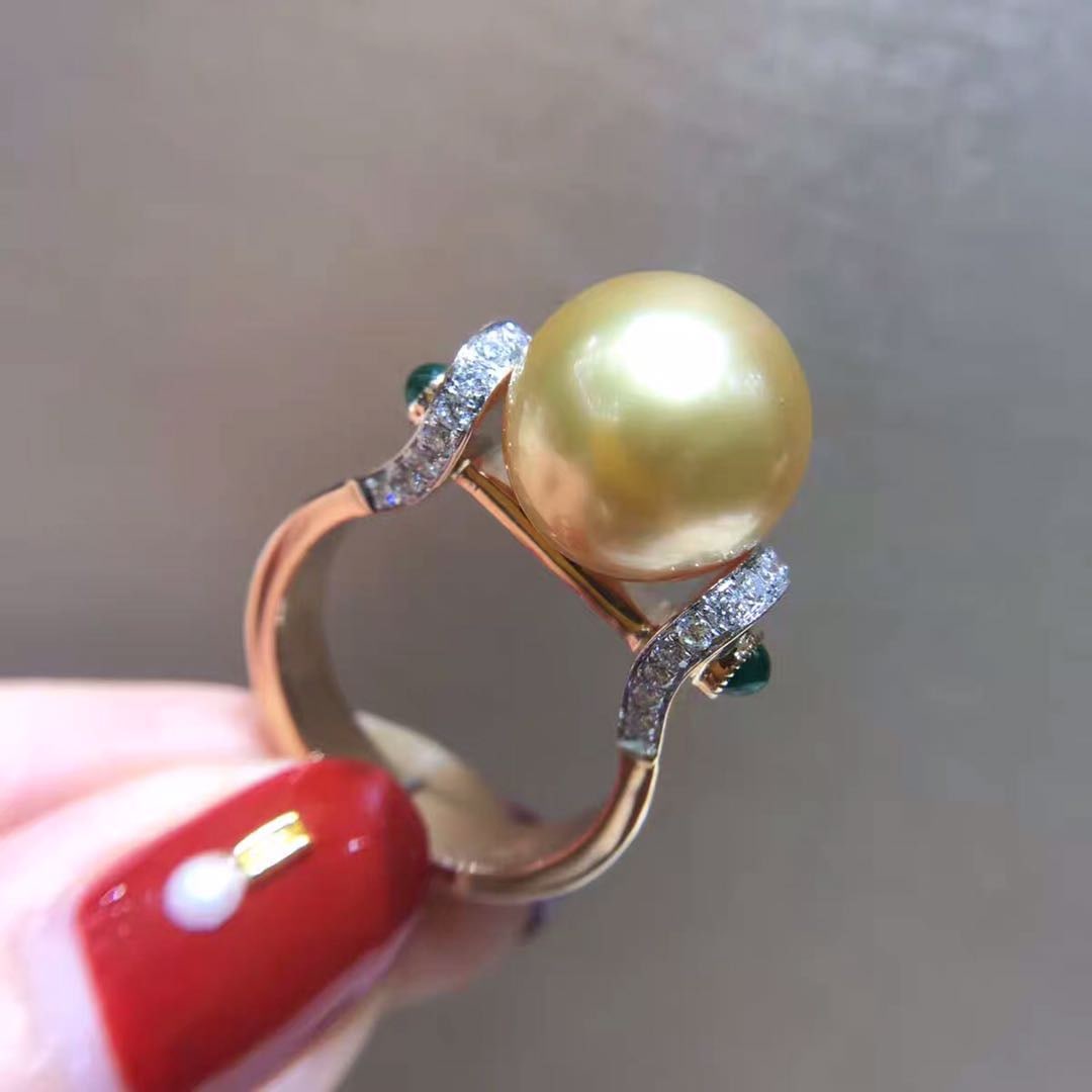 South Sea Golden Pearl 925 Silver Ring: South Sea Golden Pearl 925 Silver Ring ****** Metal: South Sea Pearl / Color: Golden / Pearl Diameter 12mm