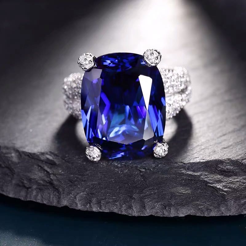 925 Silver Tanzanite Ring (1 of 5)