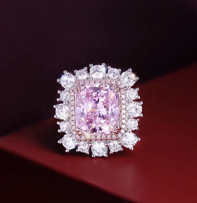 925 Silver Pink Gem Ring: 925 Silver Pink Gem Ring ****** Metal: 925 Silver / Main Stone: Pink Gem / Color: Pink / Size: 20*22mm / Diameter 17mm