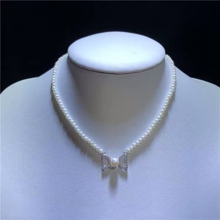 Natural Pearl Necklace 925 Silver Pendant: Natural Pearl Necklace 925 Silver Pendant ****** Metal: Natural Pearl / Color: White / Pearl Diameter 5mm, Necklace Length 37mm