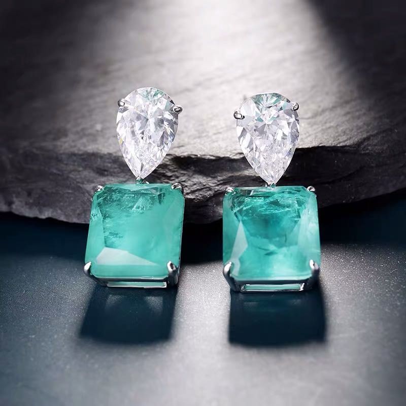 925 Silver Paraiba Earrings: 925 Silver Paraiba Earrings ****** Metal: 925 Silver / Main Stone: Paraiba / Color: Blue / Earrings Size: 11*17mm