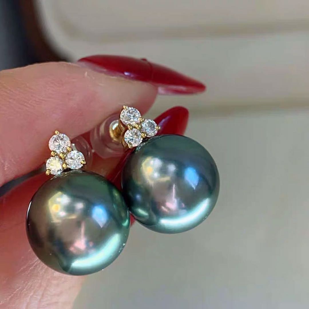 Tahitian Black Pearl 925 Silver Earrings: Tahitian Black Pearl 925 Silver Earrings ****** Metal: Tahitian Pearl / Color: Black / Pearl Diameter 10mm