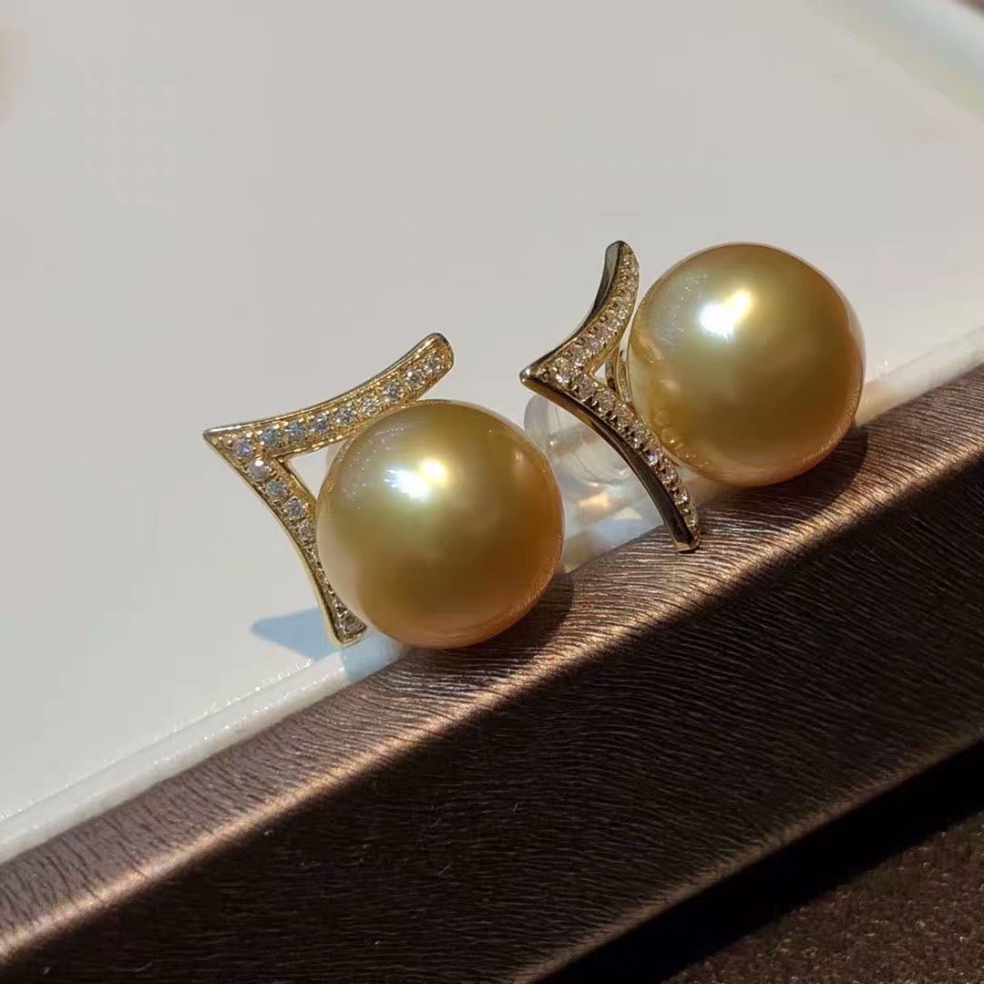 South Sea Golden Pearl 925 Silver Earrings (1 of 3)
