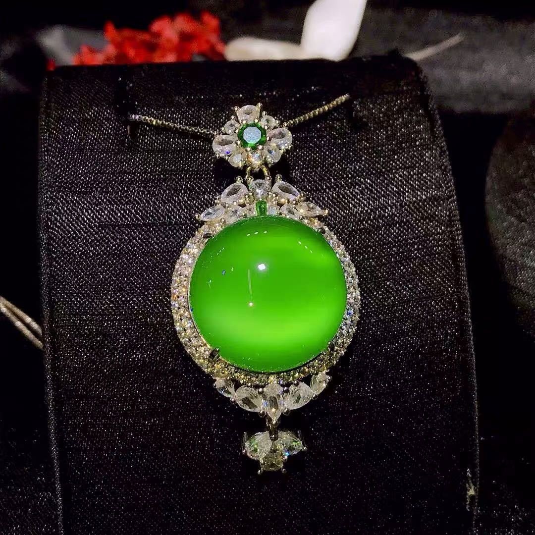 925 Silver Jade Pendant (1 of 3)