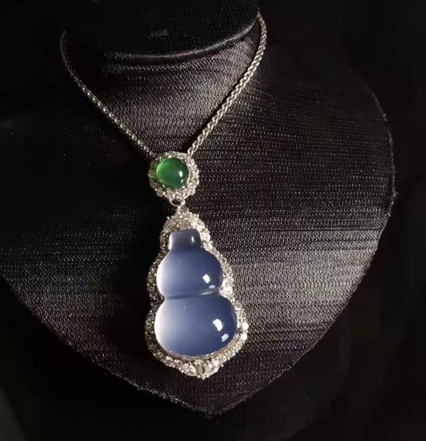 925 Silver Jade Gourd Pendant (1 of 3)