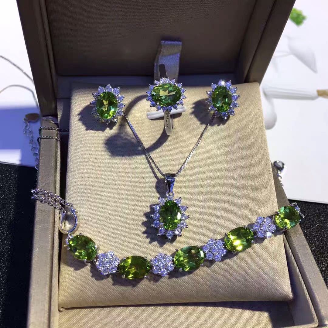 925 Silver Olivine Necklace Earrings Ring and Bracelet Four-Piece Set (1 of 6)