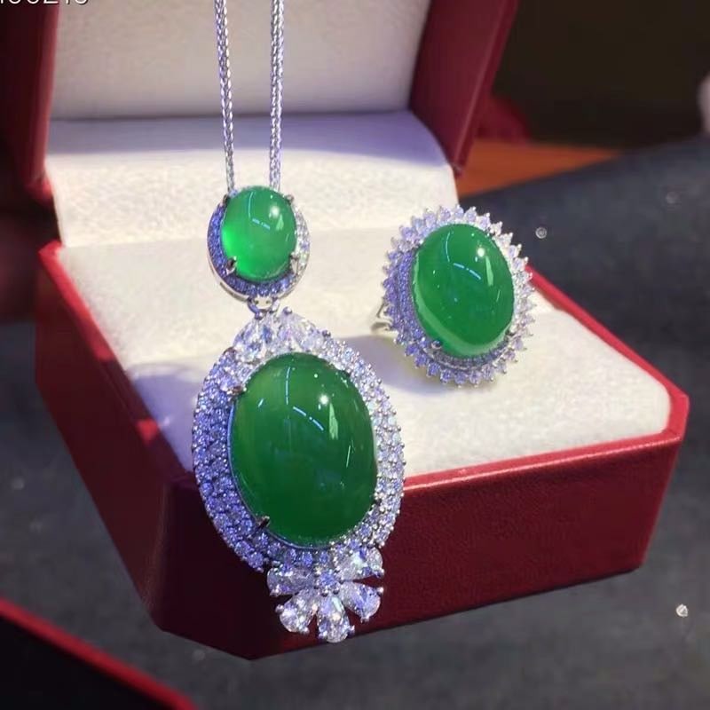 925 Silver Jade Pendant And Ring Two-Piece Set (1 of 3)