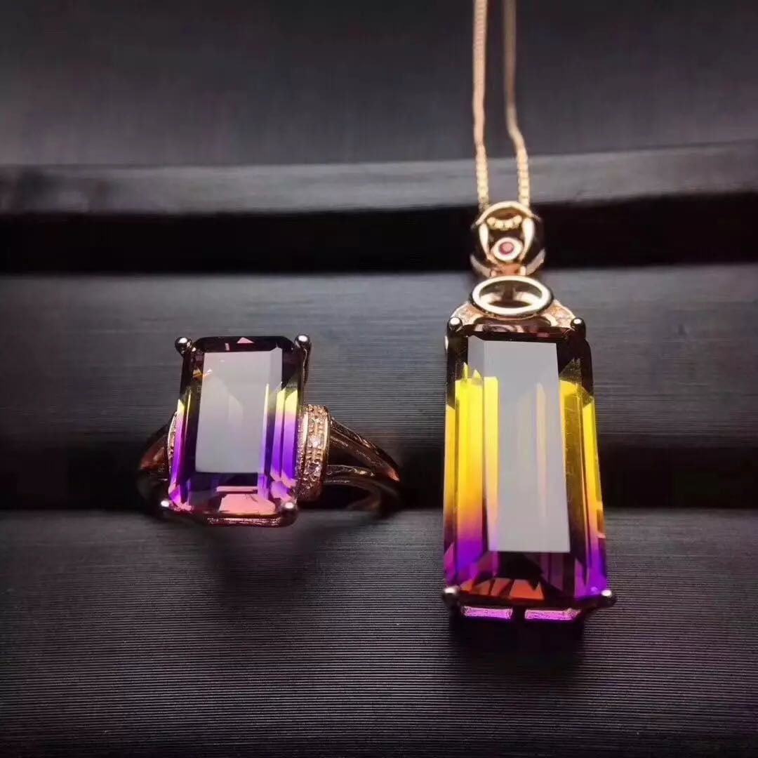 925 Silver Crystal Pendant And Ring Two-Piece Set (1 of 3)