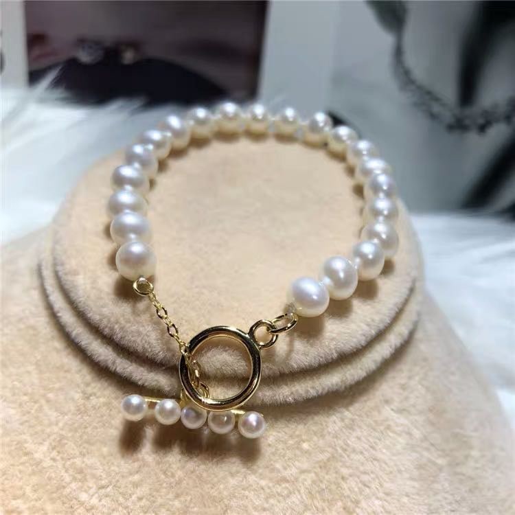 Natural Pearl 925 Silver Bracelet: Natural Pearl 925 Silver Bracelet ****** Metal: Natural Pearl / Color: White / Pearl Diameter 7mm, Bracelet Length 18mm