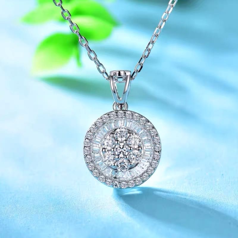 925 Silver Gem Necklace: 925 Silver Gem Necklace ****** Metal: 925 Silver / Main Stone: Gem / Pendant Size: 13*20mm / Length: 45cm