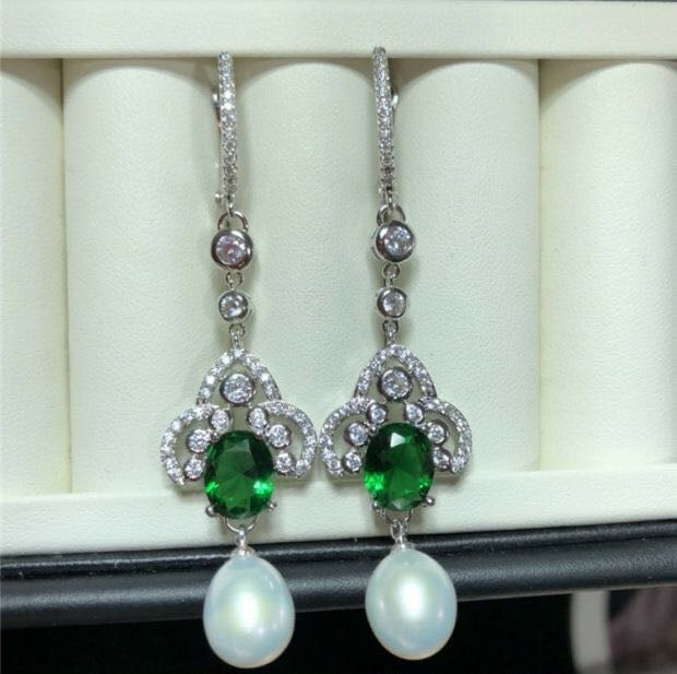 Natural Pearl Embeded Emerald 925 Silver Earrings (1 of 3)