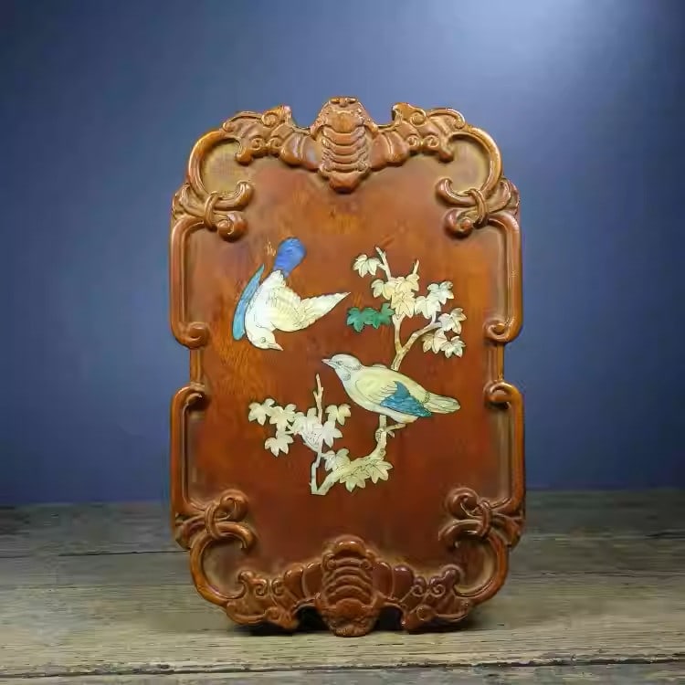 Rosewood tea tray inlaid with mother-of-pearl: Dimensions: Length 26cm, Width 16cm, Height 2cm Weight: 760g