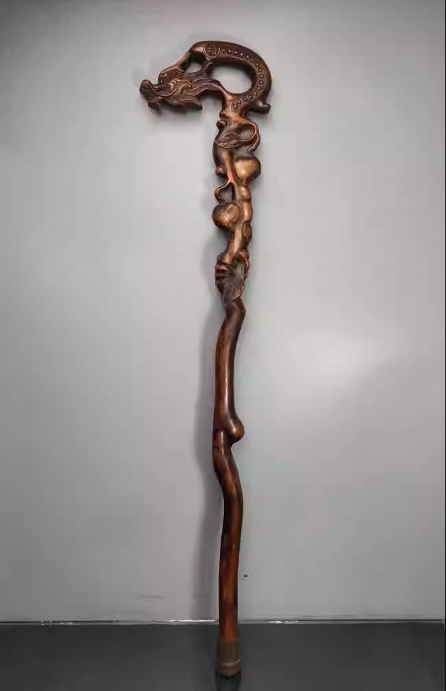 Peach wood carved dragon head and longevity peach walking stick: Dimensions: Length 92cm, Width 19.5cm, Weight: 570g