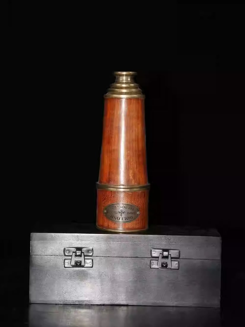 Pure copper-clad retractable high-magnification telescope: Dimensions: Length 50cm, Width 6cm, Weight: 520g