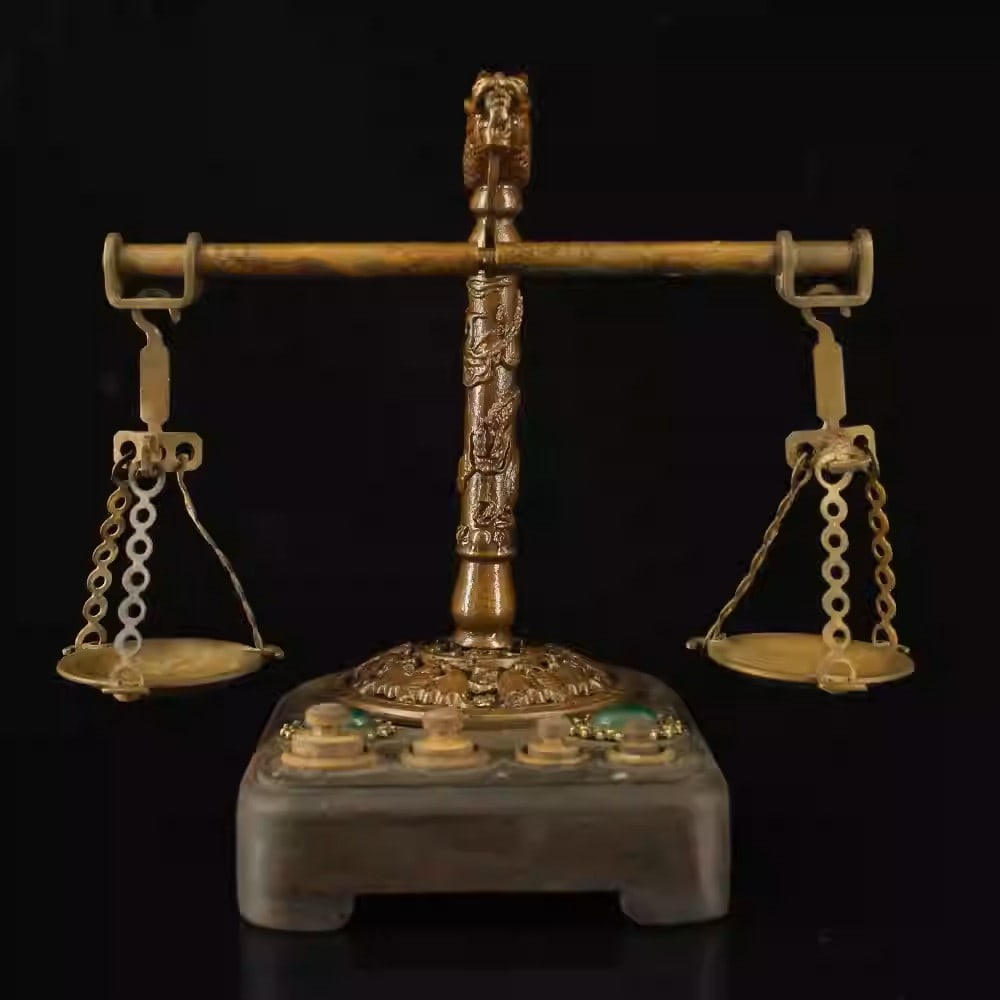 Pure copper balance scale with wooden base, gemstone inlay, and weight set: Dimensions: Width 15cm, Height 17cm Weight: 301g