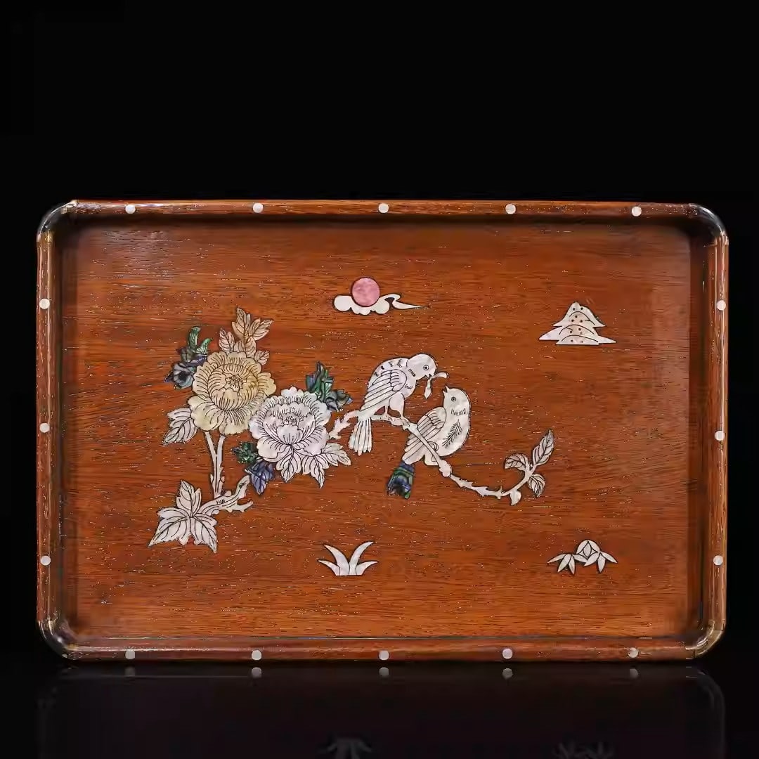 Rosewood tea tray with copper corners and inlaid mother-of-pearl floral and bird motifs: Dimensions: Length 36cm, Width 24cm, Thickness 3cm Weight: 1036g