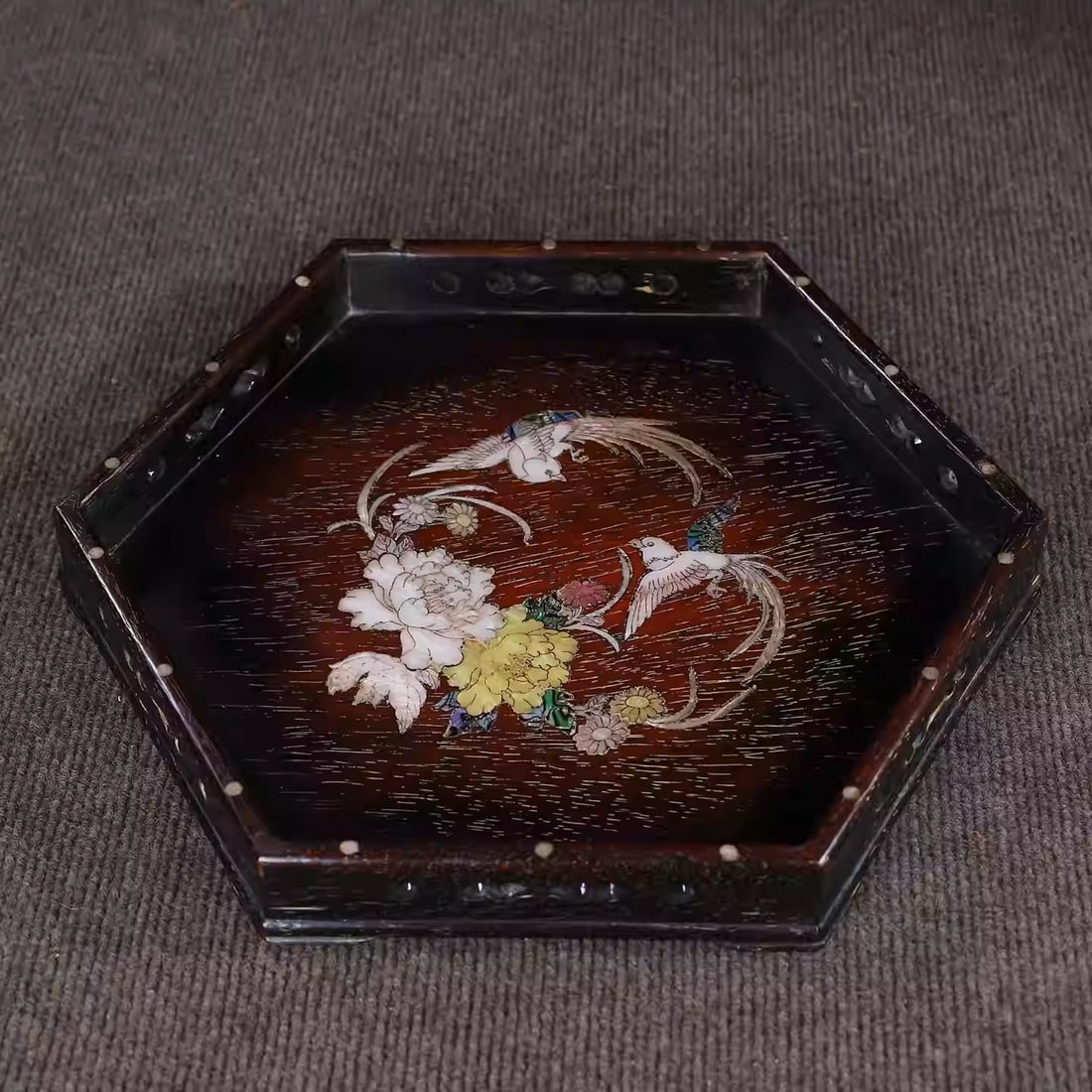 Rosewood tea tray with inlaid mother-of-pearl and hexagonal openwork border (1 of 5)