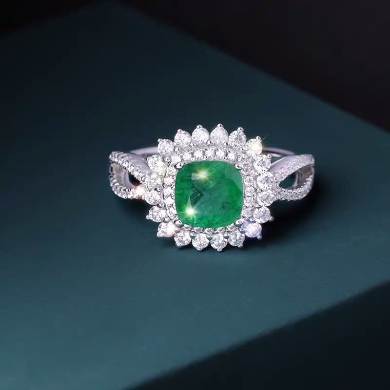 925 Silver Emerald Ring (1 of 5)