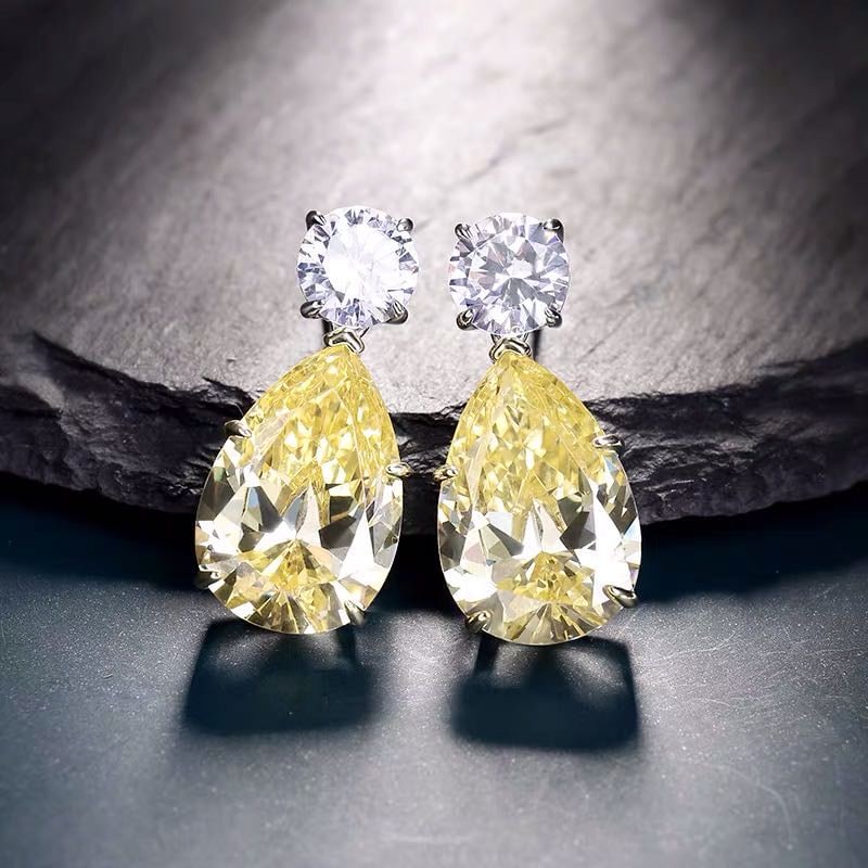 925 Silver Yellow Gem Earrings: 925 Silver Yellow Gem Earrings ****** Metal: 925 Silver / Main Stone: Yellow Gem / Color: Yellow / Earring Size: 11*27mm