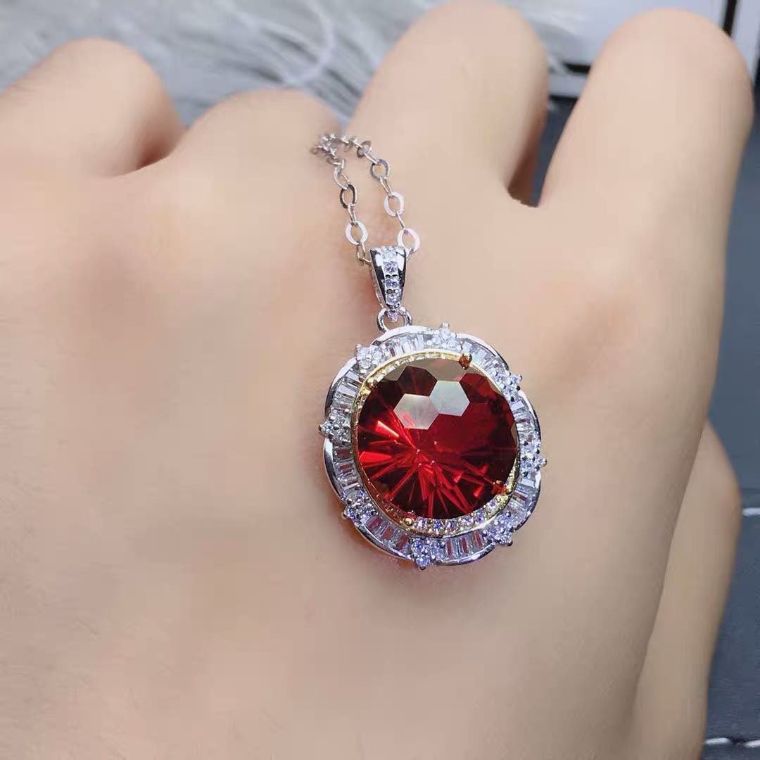 925 Silver Ruby Pendant and Ring Two-Piece Set - 3