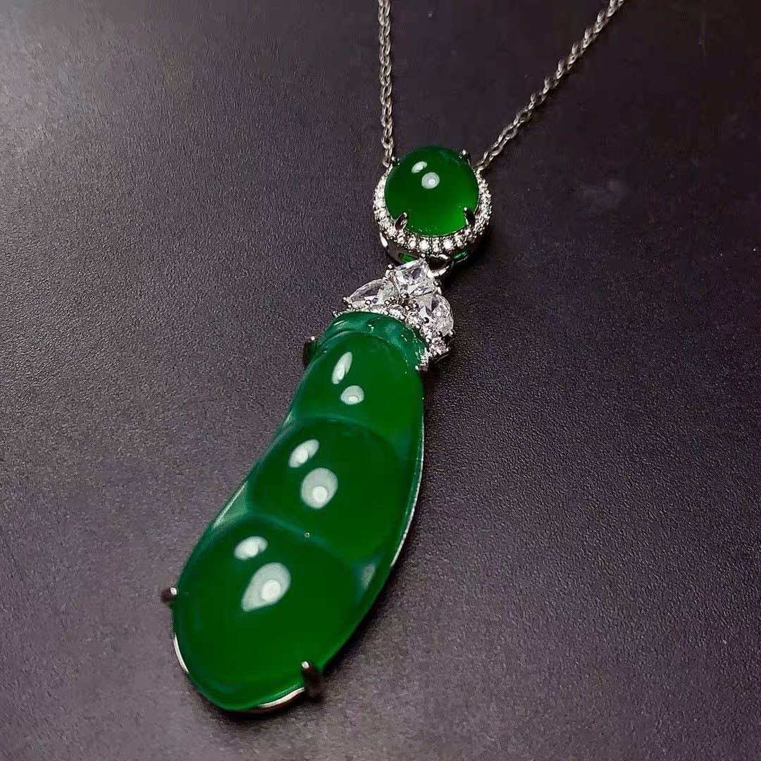 925 Silver Jade Bean Pendant (1 of 6)