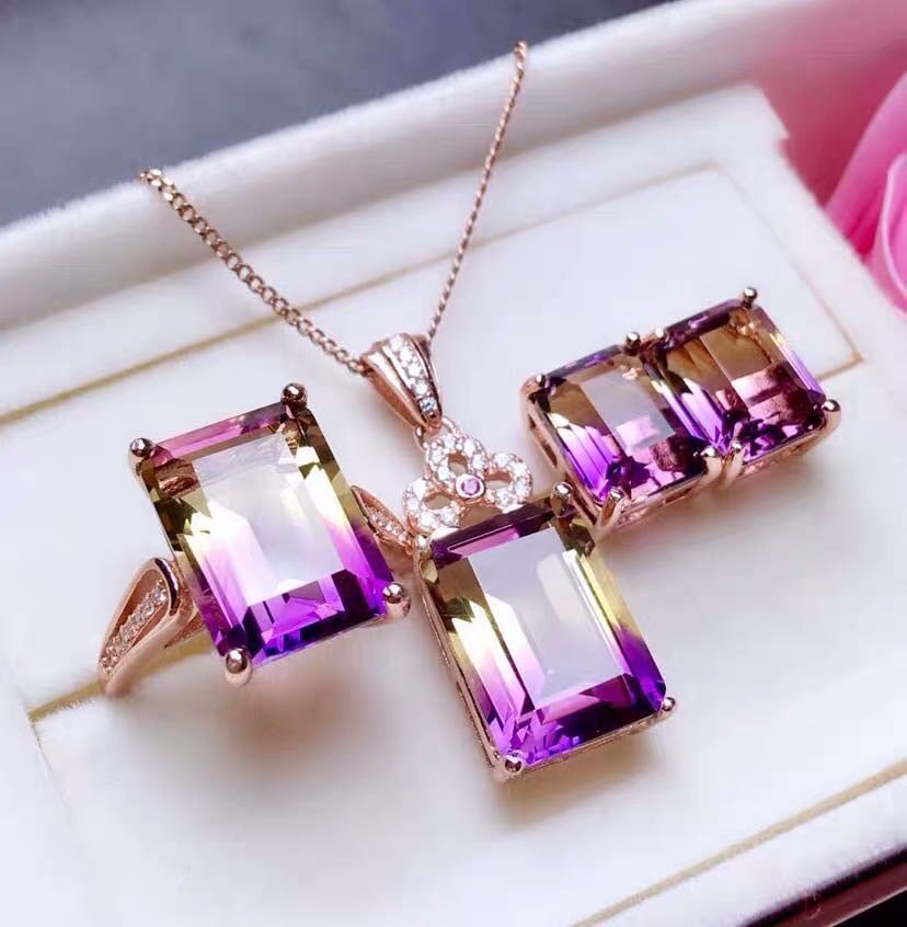 925 Silver Crystal Necklace Earrings and Ring Three-Piece Set: 925 Silver Crystal Necklace Earrings and Ring Three-Piece Set ****** Metal: 925 Silver / Main Stone: Crystal / Color: Purple Yellow