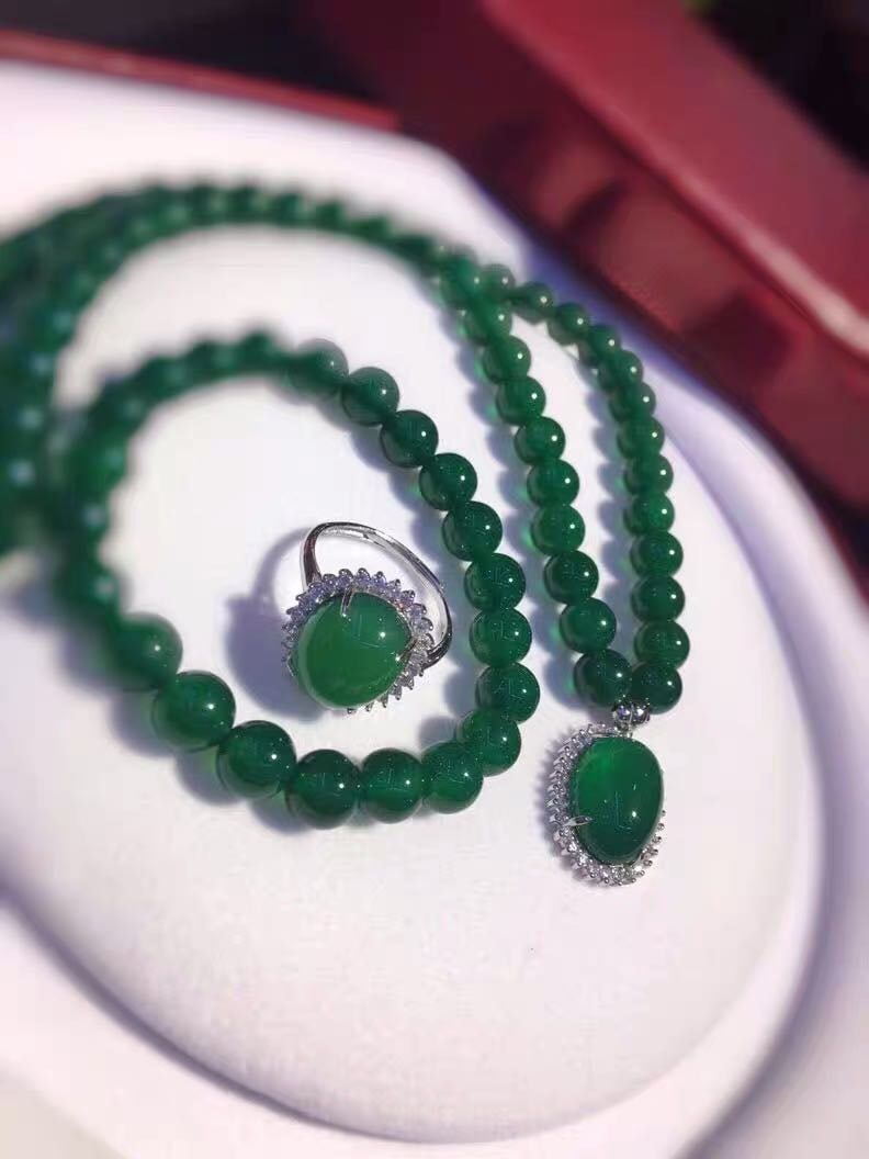 925 Silver Jade Necklace Bracelet and Ring Three-Piece Set (1 of 4)