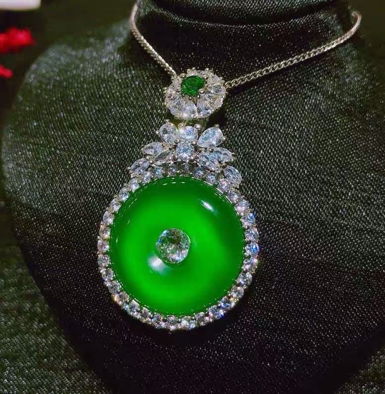 925 Silver Jade Pendant (1 of 3)