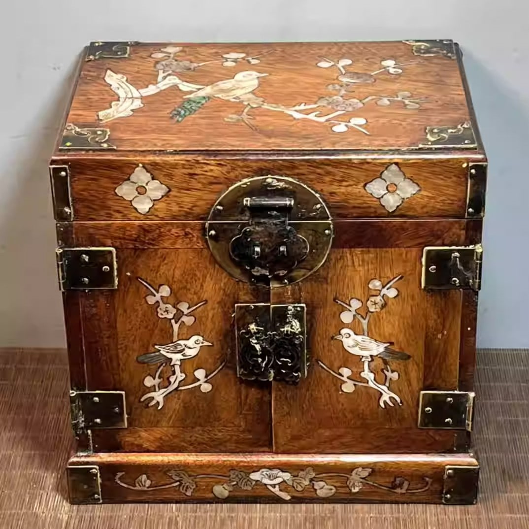 Rosewood jewelry box inlaid with colorful seashells depicting magpies perching on plum blossoms: Dimensions: Length 25cm, Width 17.5cm, Height 24cm