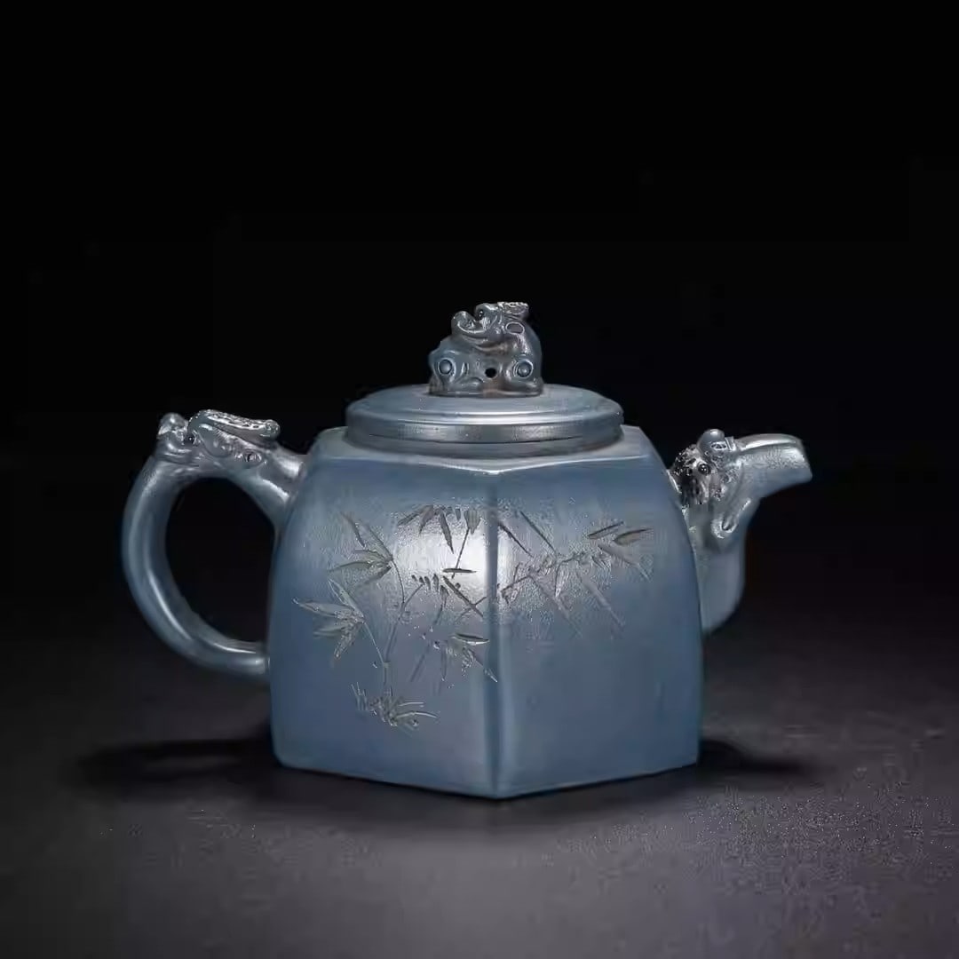 Yixing original green clay Zisha teapot (1 of 5)