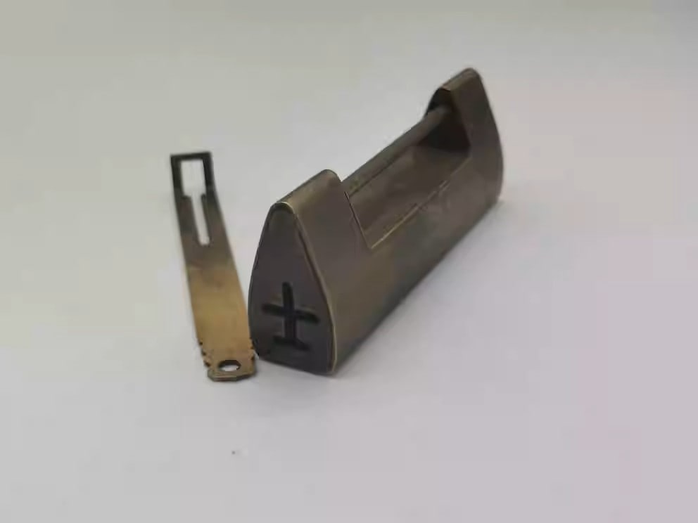 Brass double fish lock - 2