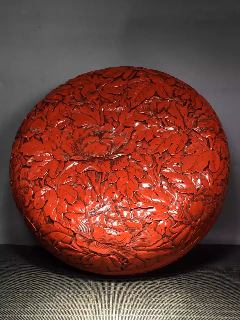 Carved red lacquer box ornament: Dimensions: Width 36cm, Height 18cm Weight: 4550g