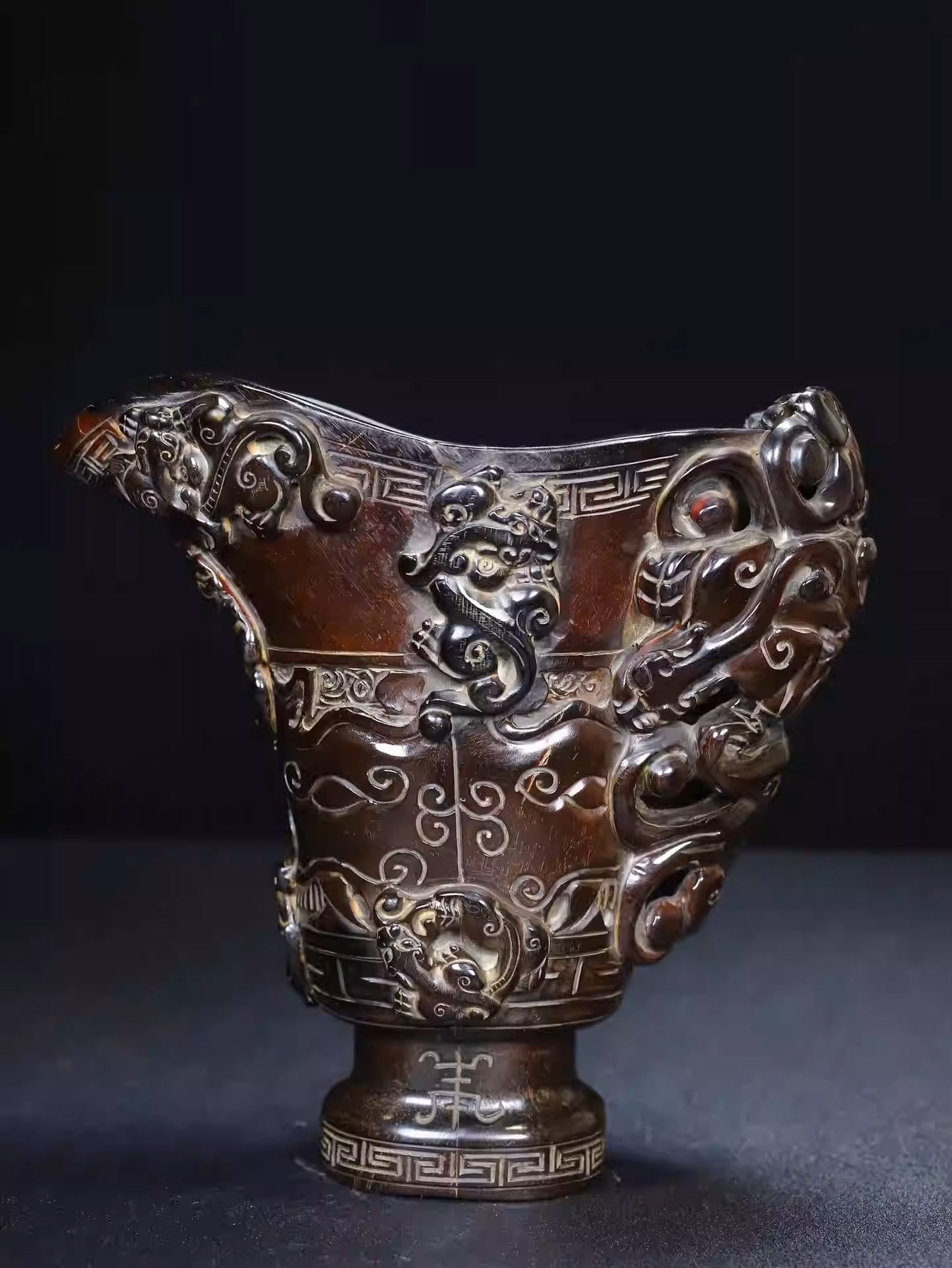 Ox horn carved animal cup ornament: Dimensions: Width 18cm, Height 19cm Weight: 850g