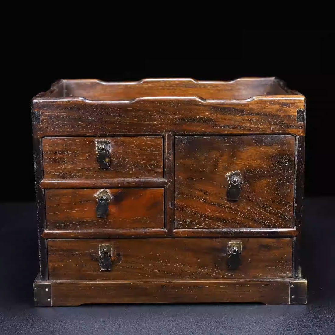 Rosewood four-drawer storage box: Dimensions: Length 32cm, Width 22cm, Height 24.5cm