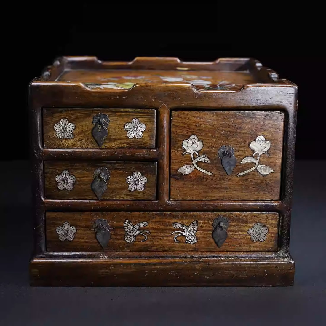 Rosewood inlaid seashell four-drawer treasure chest: Dimensions: Length 27cm, Width 27cm, Height 20.5cm