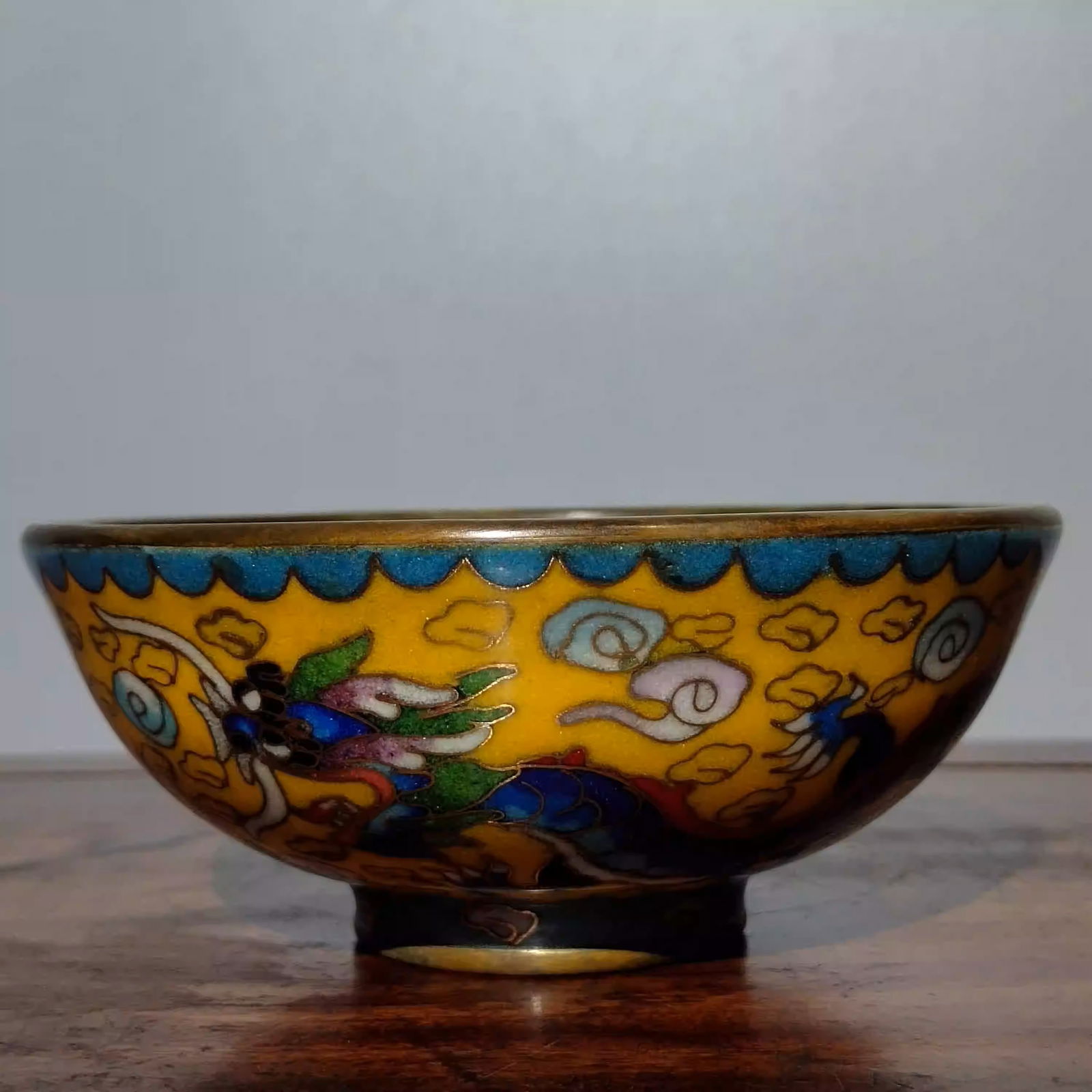 Pure copper cloisonné bowl with filigree enamel dragon and phoenix design: Dimensions: Length 13cm, Width 13cm, Height 5.5cm Weight: 460g