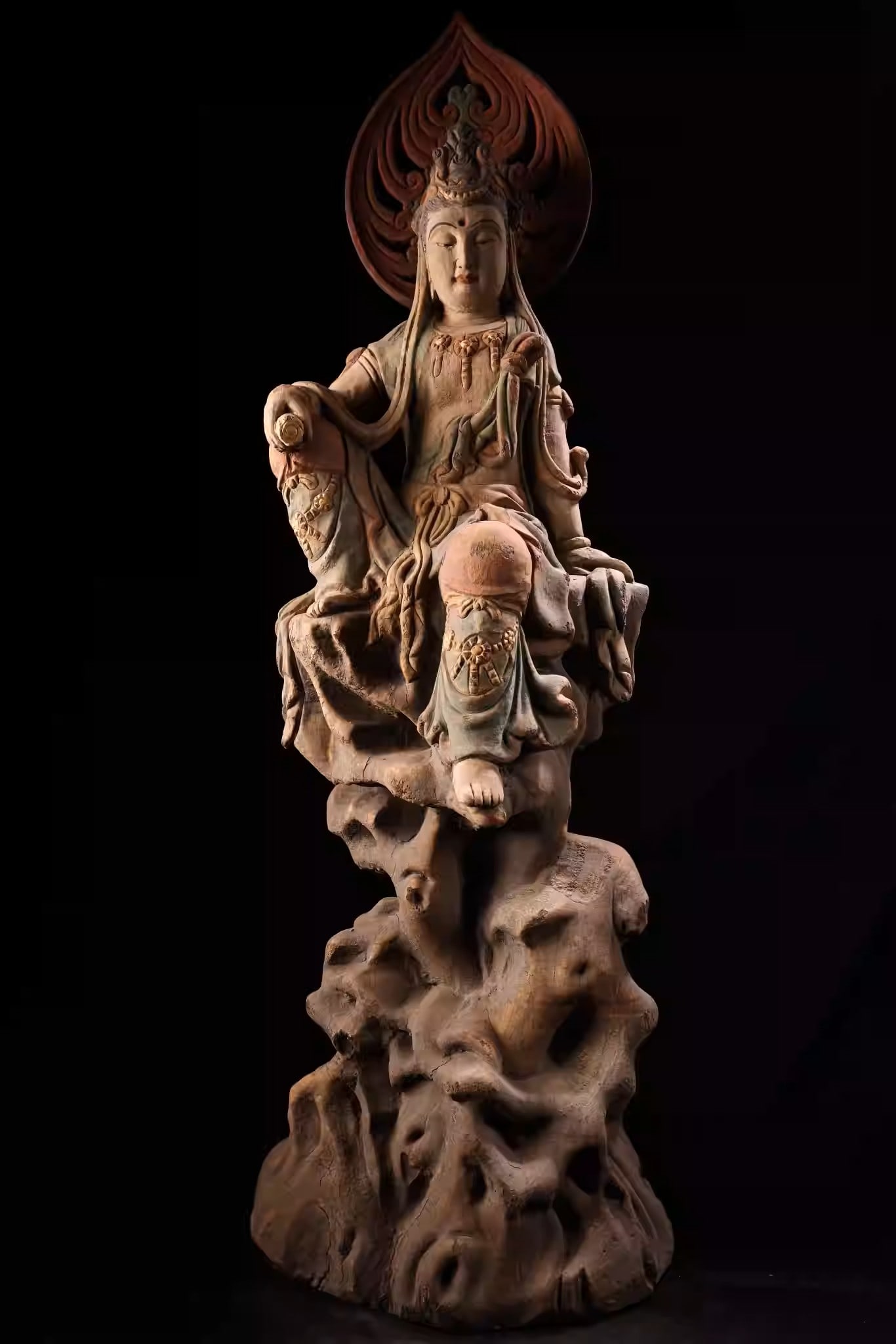 Camphor wood carved and painted Guanyin Bodhisattva statue: Dimensions: Height 130cm, Width 36cm, Weight: 13kg