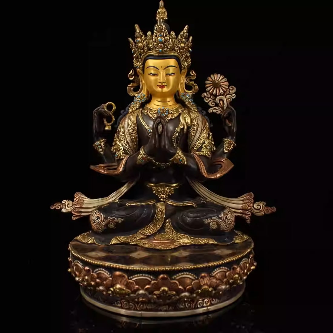 A bronze-gilt Guanyin Bodhisattva statue inlaid with gemstones: Dimensions: Height 35cm, Width 28cm, Weight: 4865g