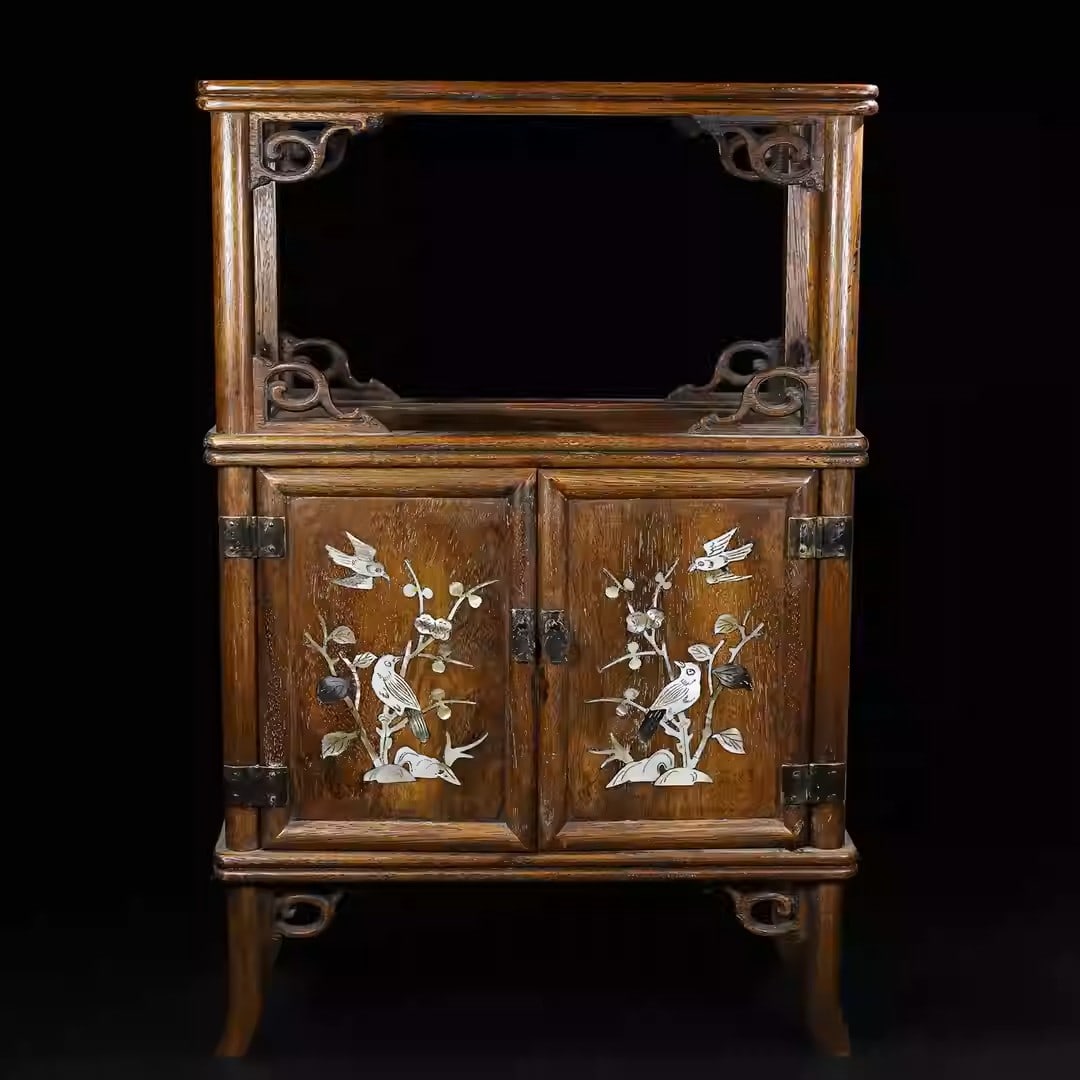 Rosewood double-door tea cabinet inlaid with seashells: Dimensions: Length 40cm, Width 21cm, Height 60cm