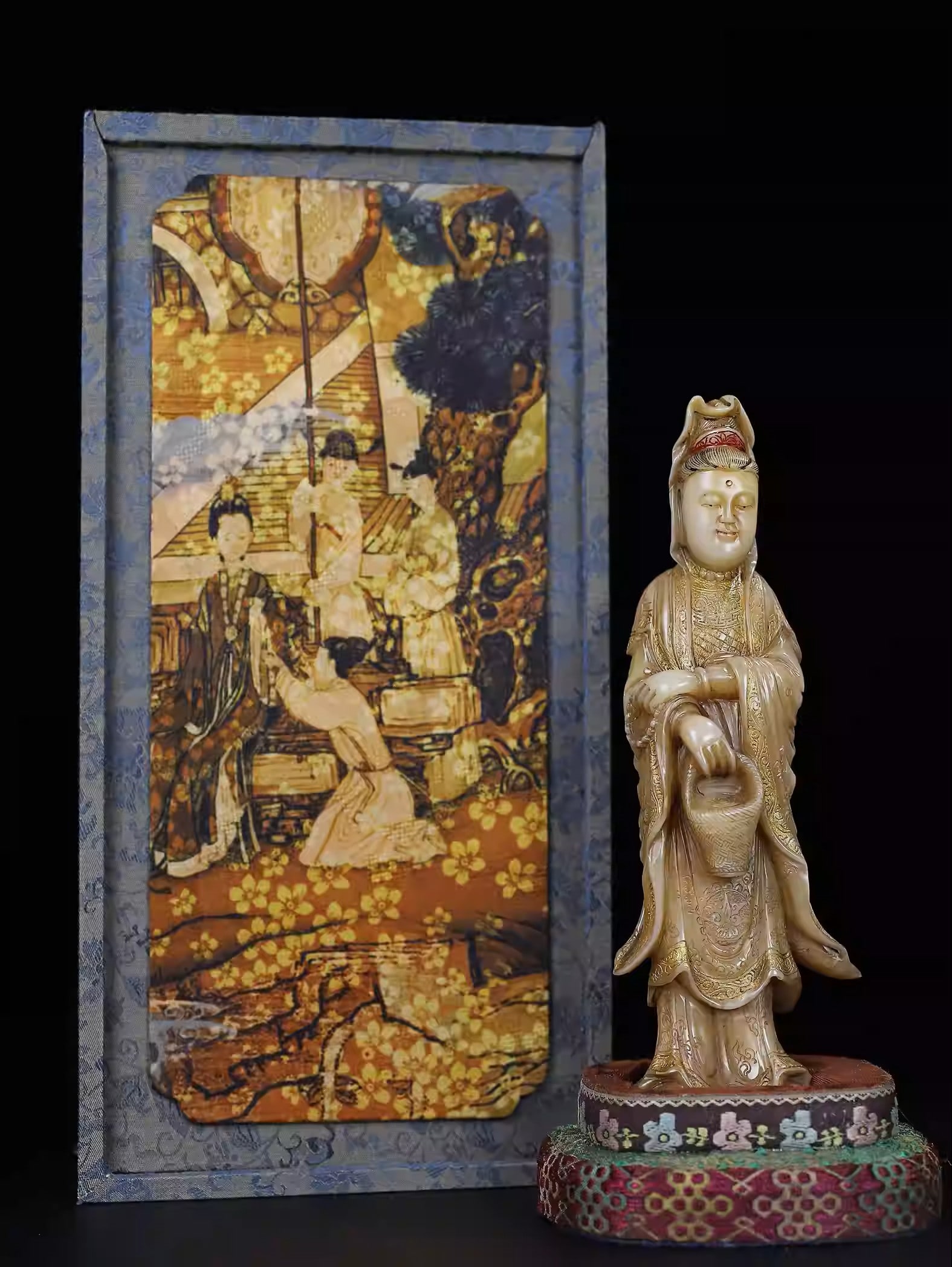 Shoushan stone seal carving "Lady" ornament: Dimensions: Length 6.5cm, Width 6.5cm, Height 17cm Weight: 290g